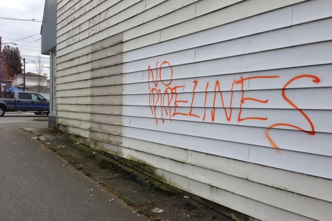 no-pipelines-graffiti-2