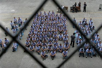 Prisoners-during-strike-in-GA