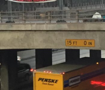 Los Angeles: Prison Strike Solidarity Banner Drop